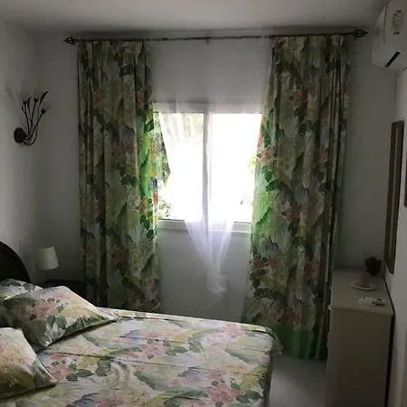 아파트 Oasis Paradise